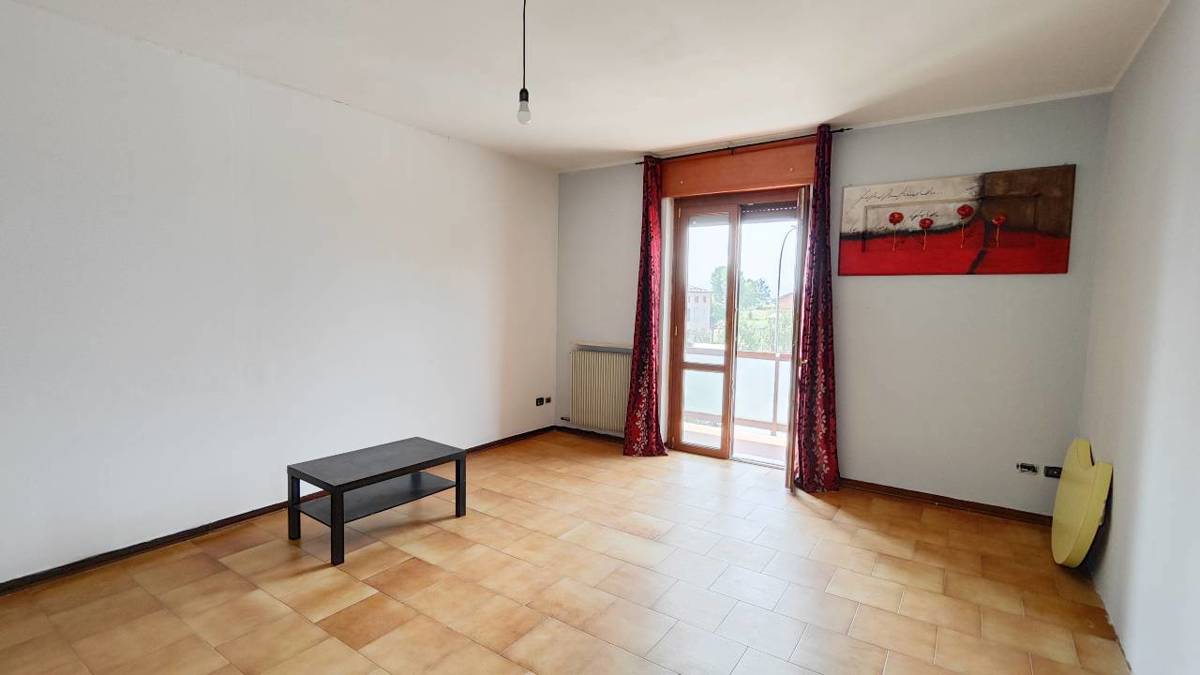 Foto 2 di 23 - Appartamento in vendita a Cadeo