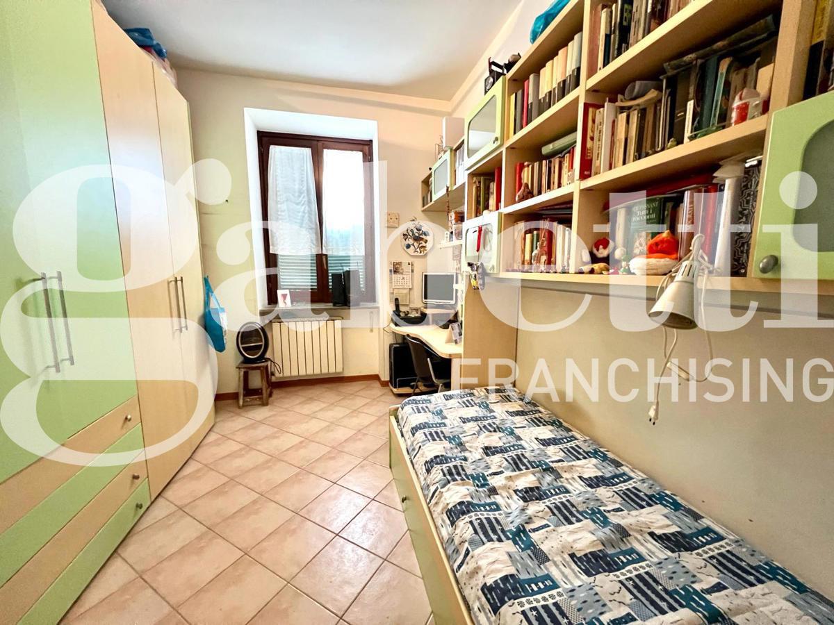 Foto 9 di 12 - Appartamento in vendita a Pozzuoli