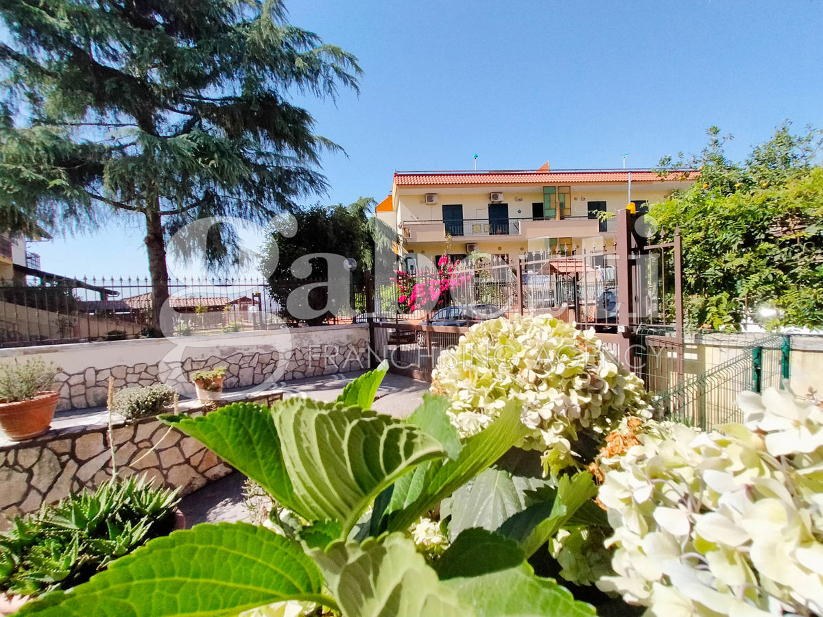 Foto 4 di 22 - Villa a schiera in vendita a Giugliano in Campania
