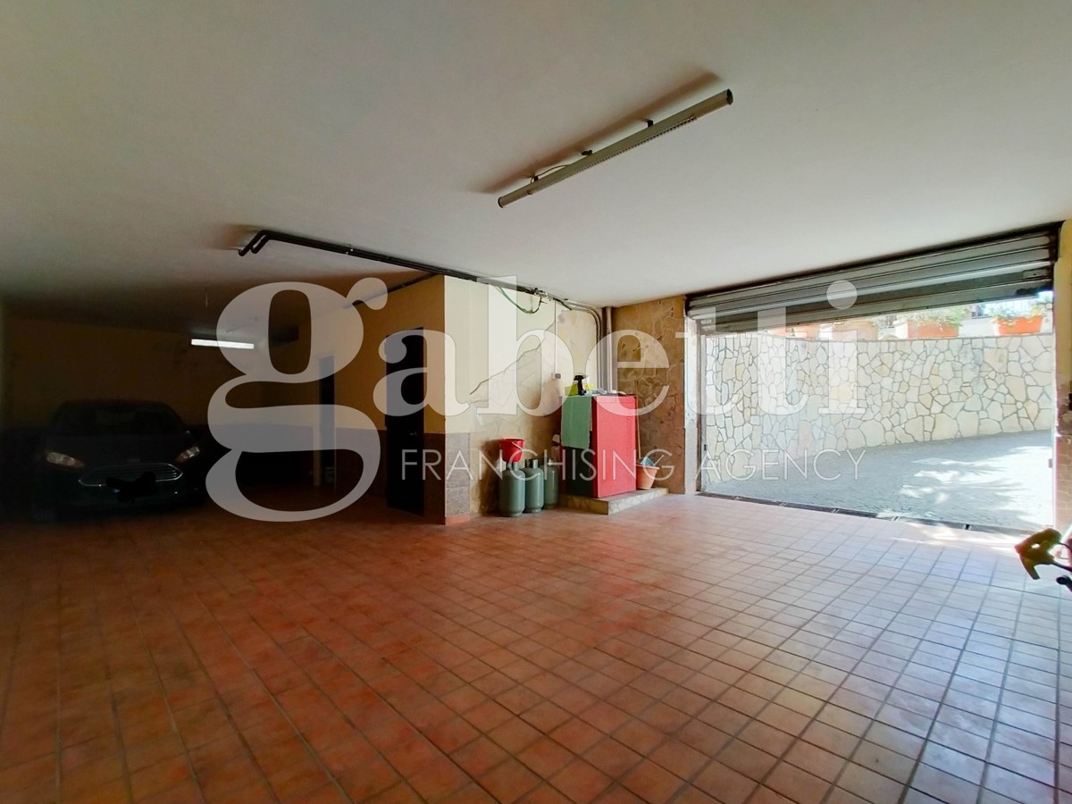 Foto 20 di 22 - Villa a schiera in vendita a Giugliano in Campania