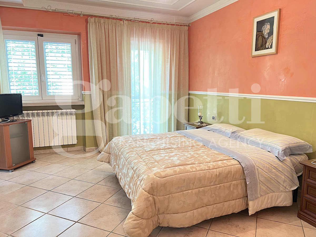 Foto 26 di 50 - Villa in vendita a Isernia