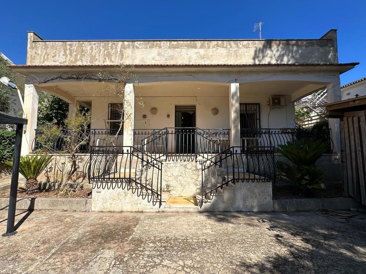Foto 2 di 21 - Villa in vendita a Avola