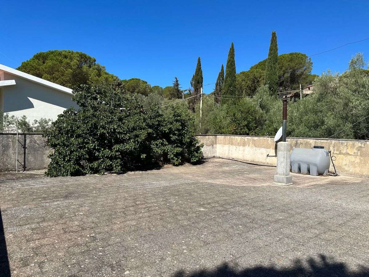 Foto 17 di 21 - Villa in vendita a Avola