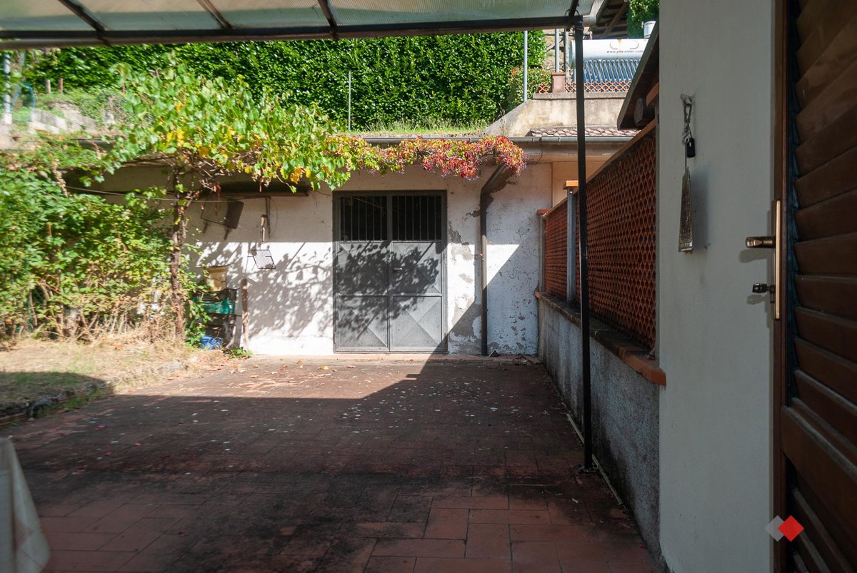 Foto 38 di 39 - Villa a schiera in vendita a Castelnuovo Garfagnana