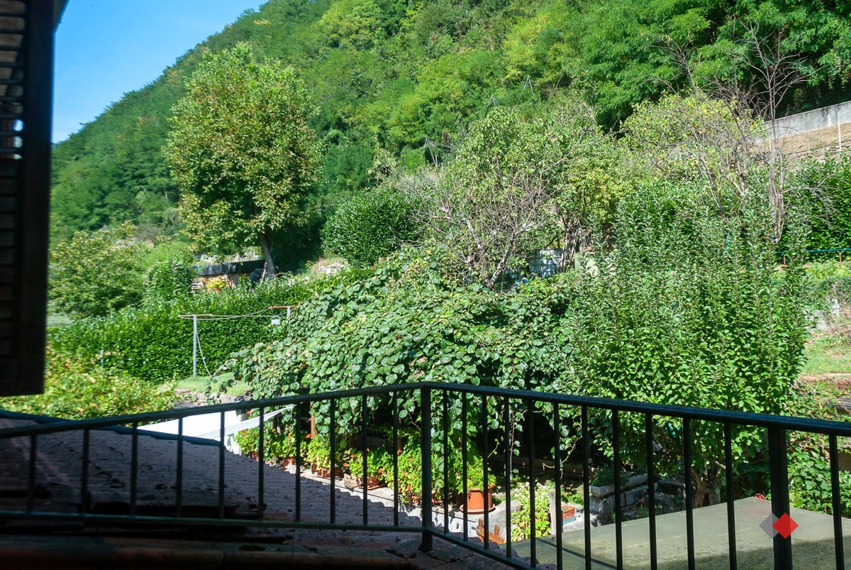 Foto 24 di 39 - Villa a schiera in vendita a Castelnuovo Garfagnana