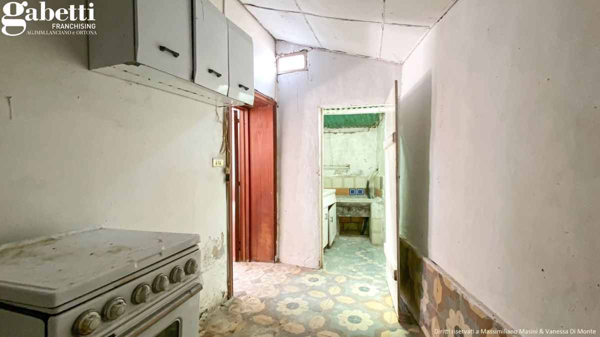 Foto 17 di 18 - Casa indipendente in vendita a Lanciano