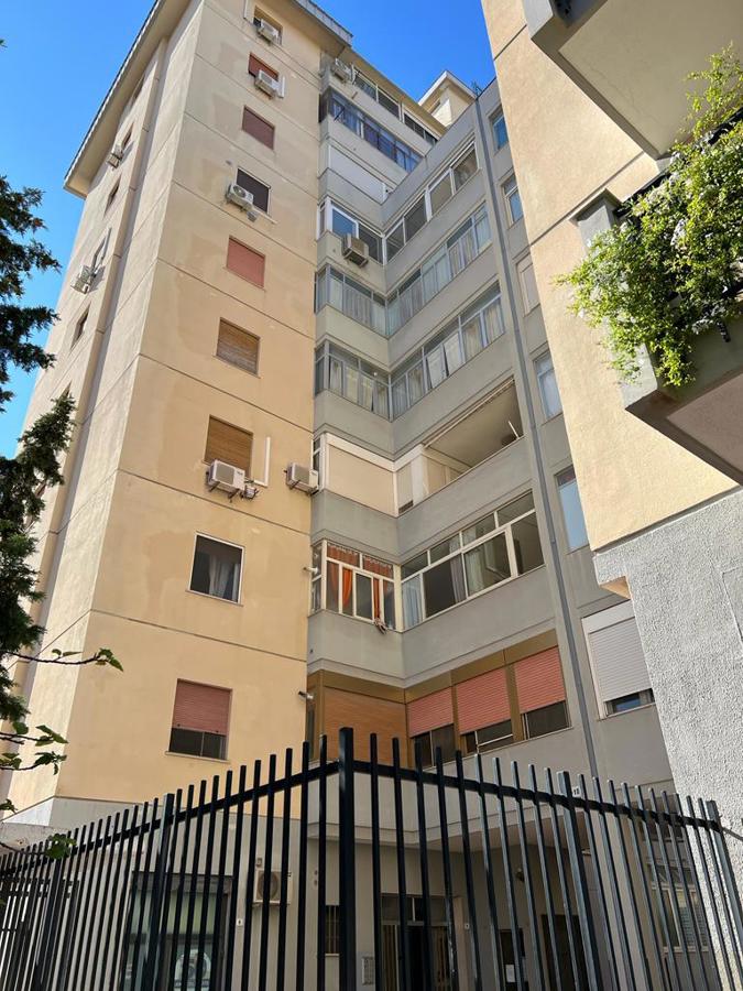 Foto 3 di 28 - Appartamento in vendita a Palermo