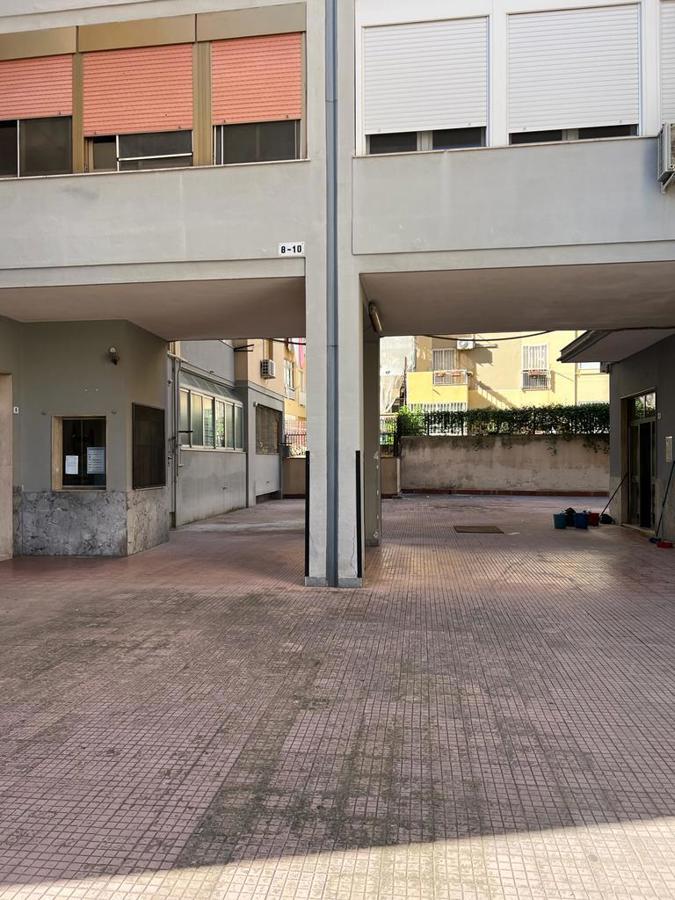 Foto 26 di 28 - Appartamento in vendita a Palermo