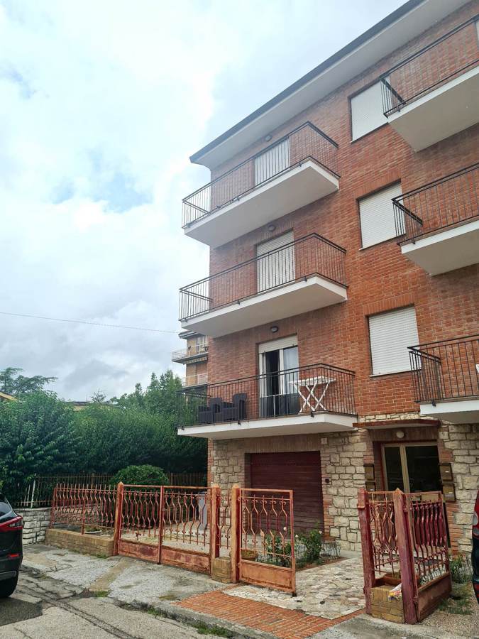 Foto 2 di 12 - Appartamento in vendita a Perugia