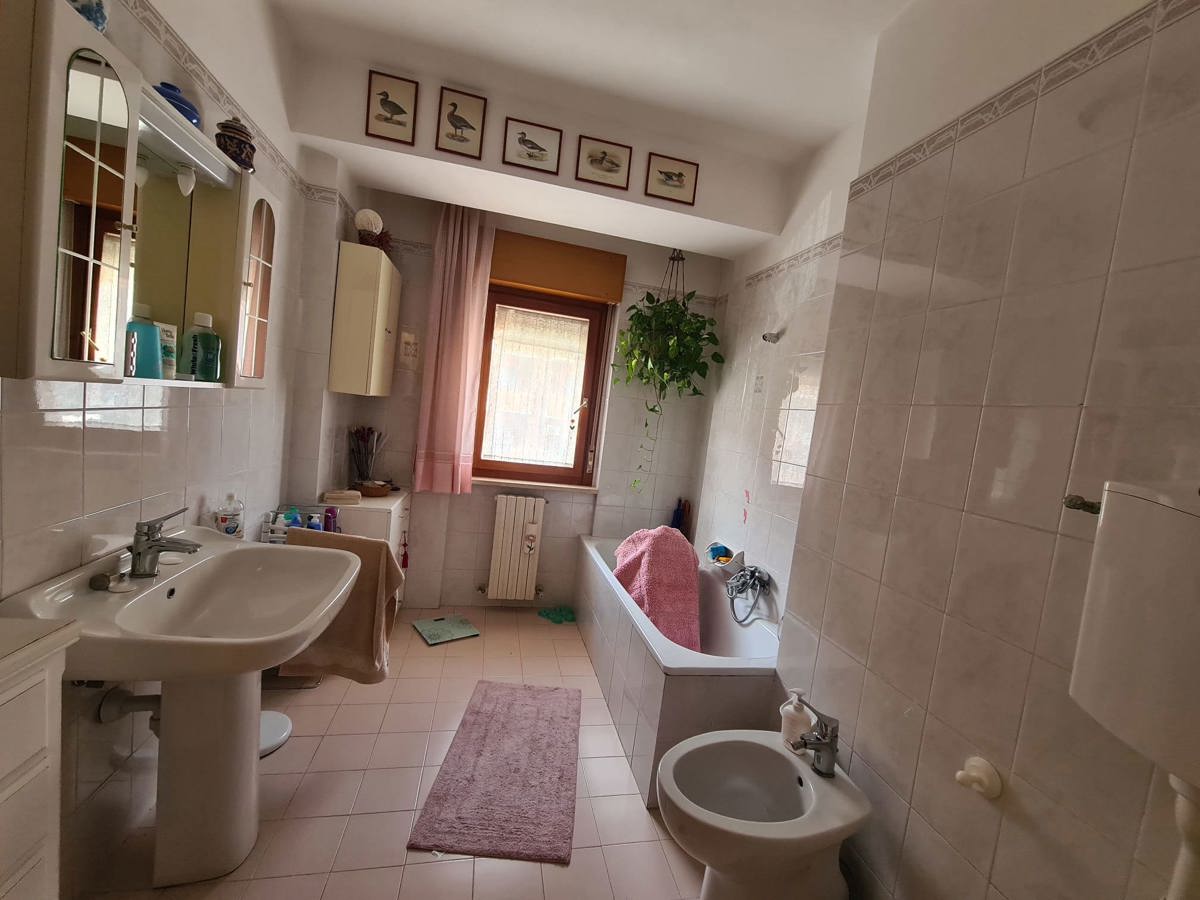 Foto 17 di 18 - Appartamento in vendita a Perugia
