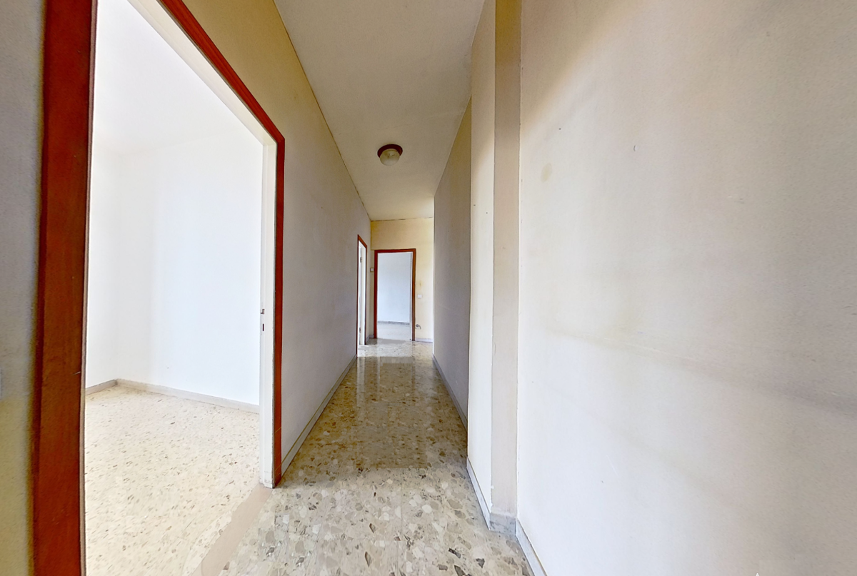 Foto 4 di 37 - Appartamento in vendita a Carrara