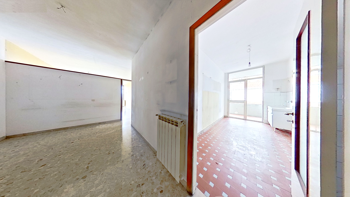 Foto 35 di 37 - Appartamento in vendita a Carrara