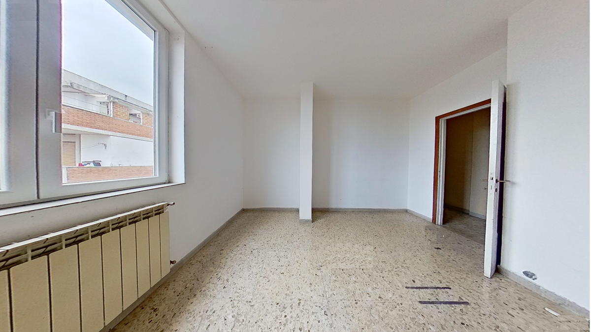 Foto 30 di 37 - Appartamento in vendita a Carrara