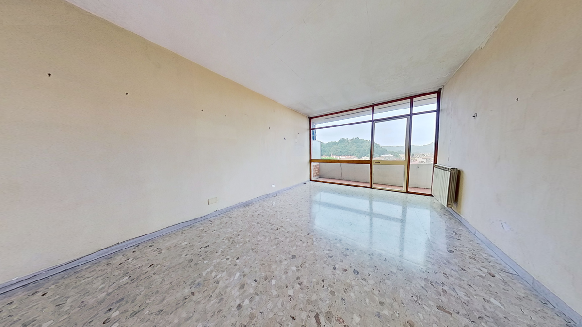 Foto 5 di 37 - Appartamento in vendita a Carrara