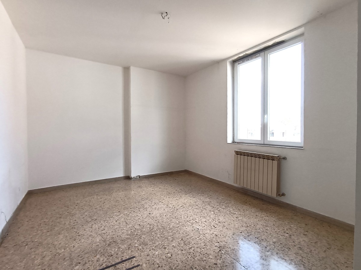 Foto 18 di 37 - Appartamento in vendita a Carrara