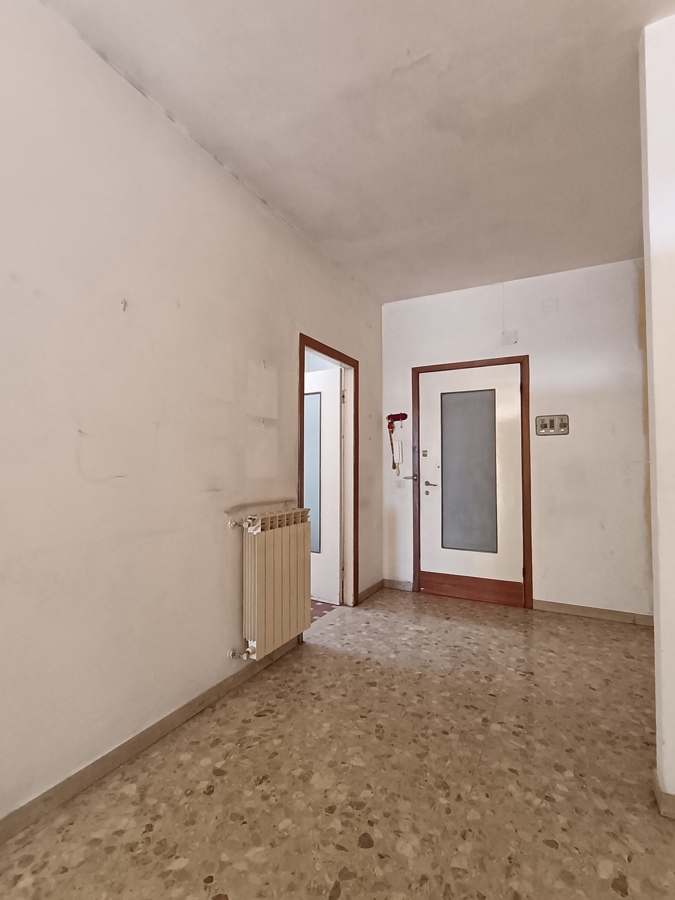 Foto 29 di 37 - Appartamento in vendita a Carrara