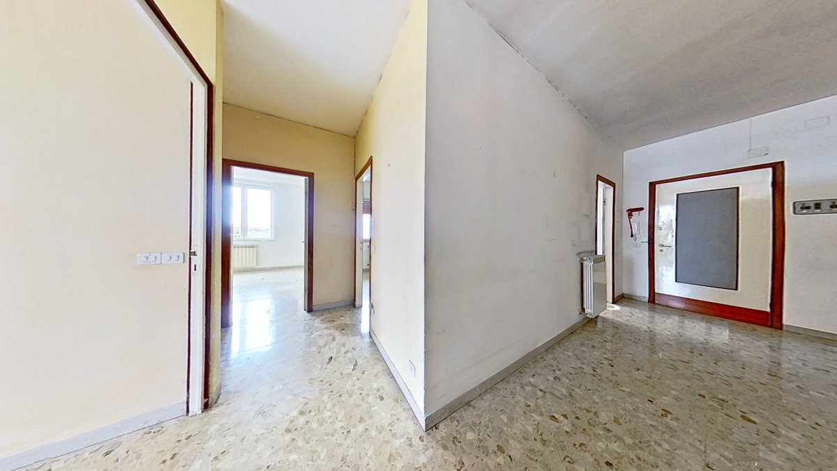 Foto 3 di 37 - Appartamento in vendita a Carrara