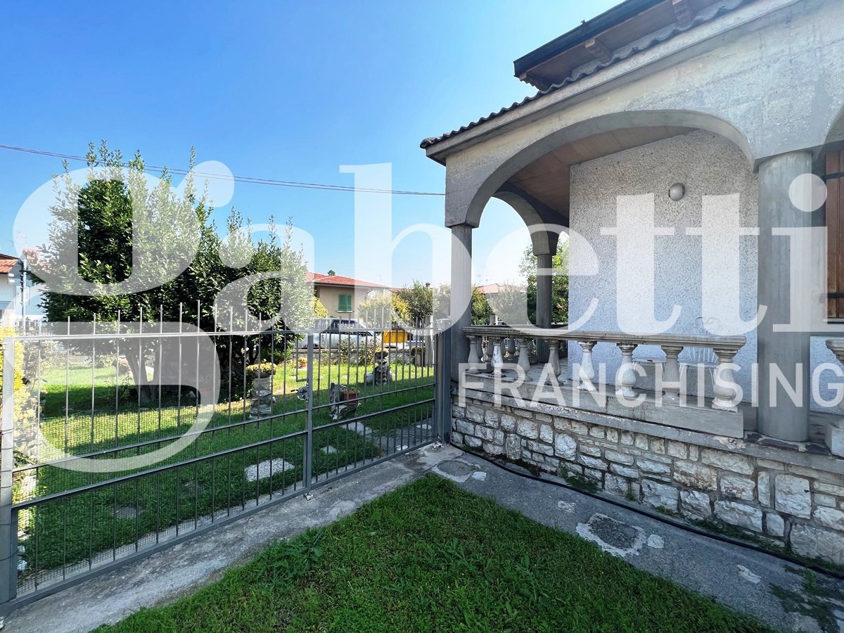 Villa in vendita a Capriano Del Colle (BS)