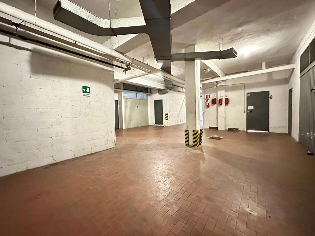 Foto 7 di 21 - Garage in vendita a Ciampino