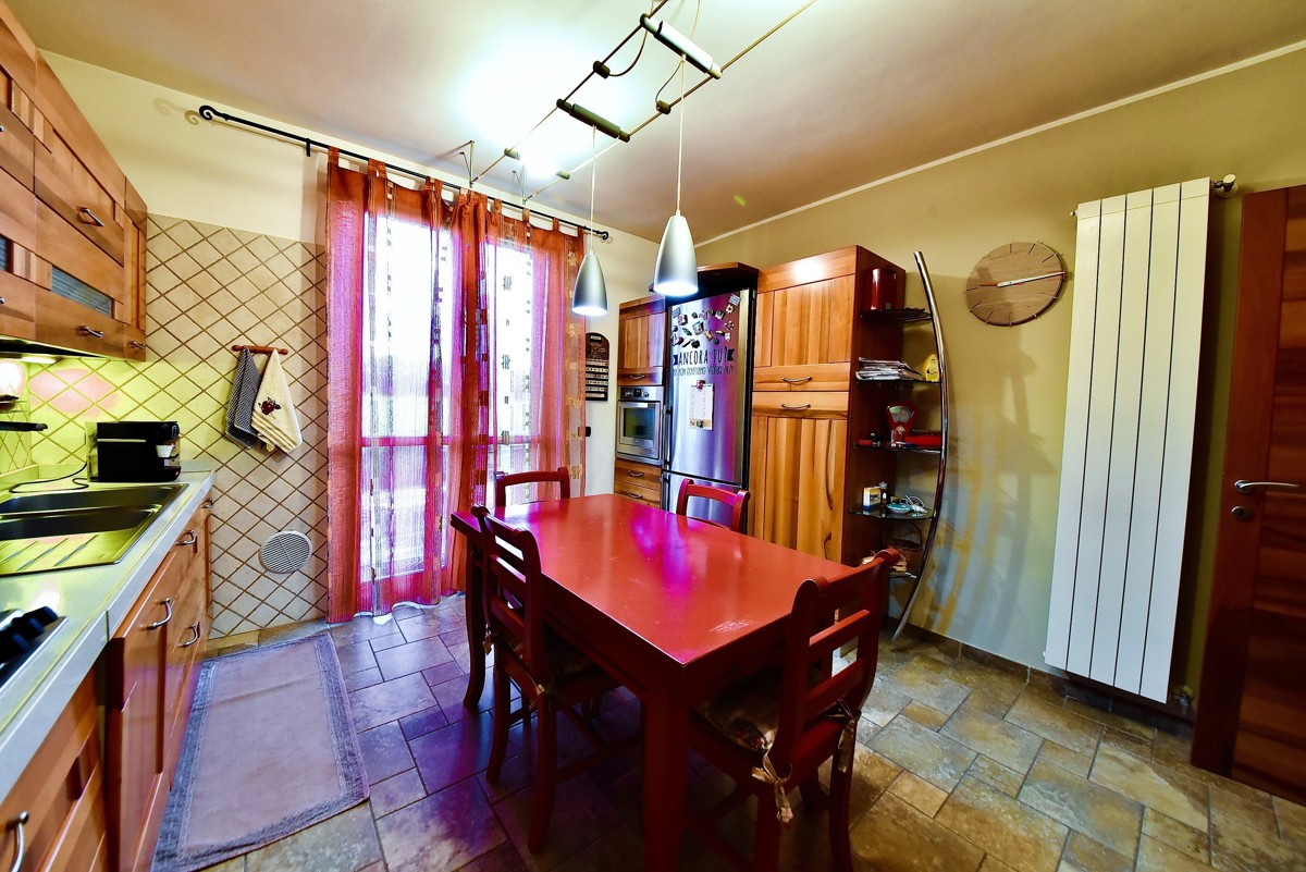 Foto 12 di 41 - Villa a schiera in vendita a Cislago