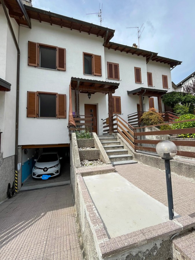 Foto 36 di 39 - Villa a schiera in vendita a Centro Valle Intelvi