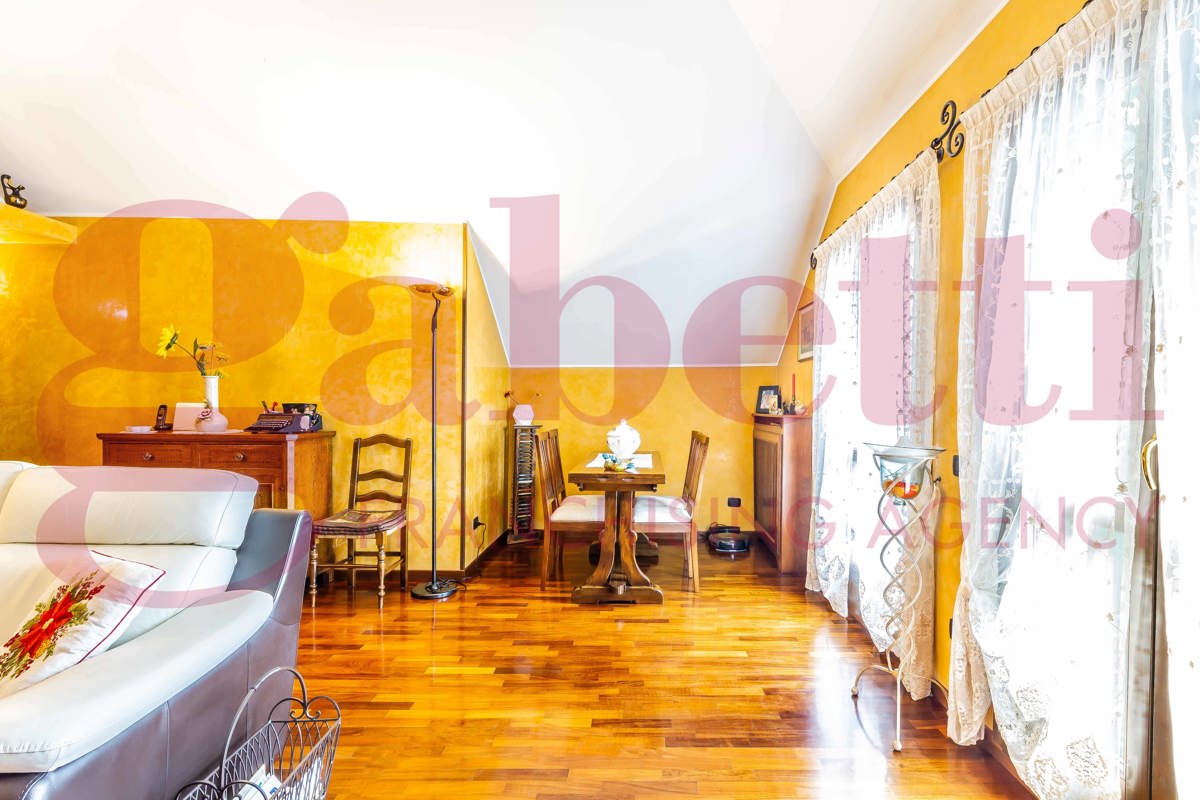 Foto 3 di 17 - Appartamento in vendita a Settimo Milanese