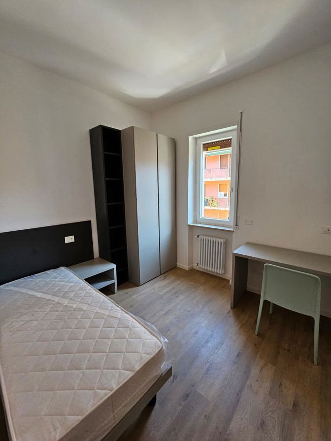 Foto 6 di 9 - Appartamento in affitto a Verona