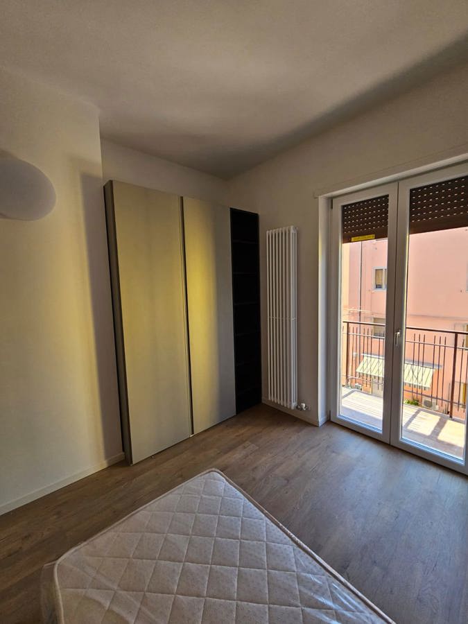 Foto 5 di 9 - Appartamento in affitto a Verona