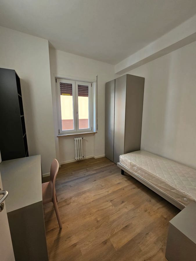 Foto 4 di 9 - Appartamento in affitto a Verona