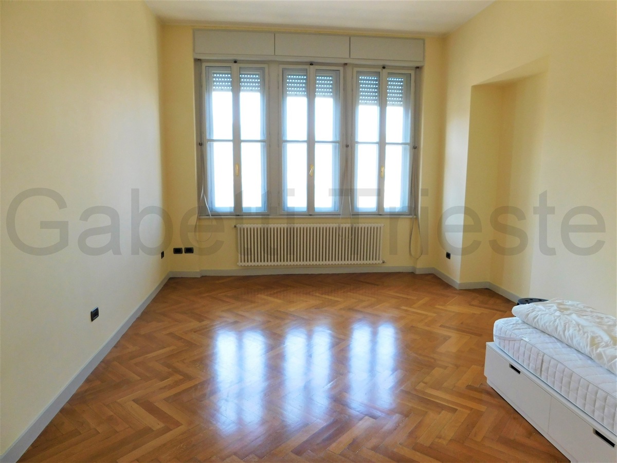 Foto 14 di 20 - Appartamento in vendita a Trieste