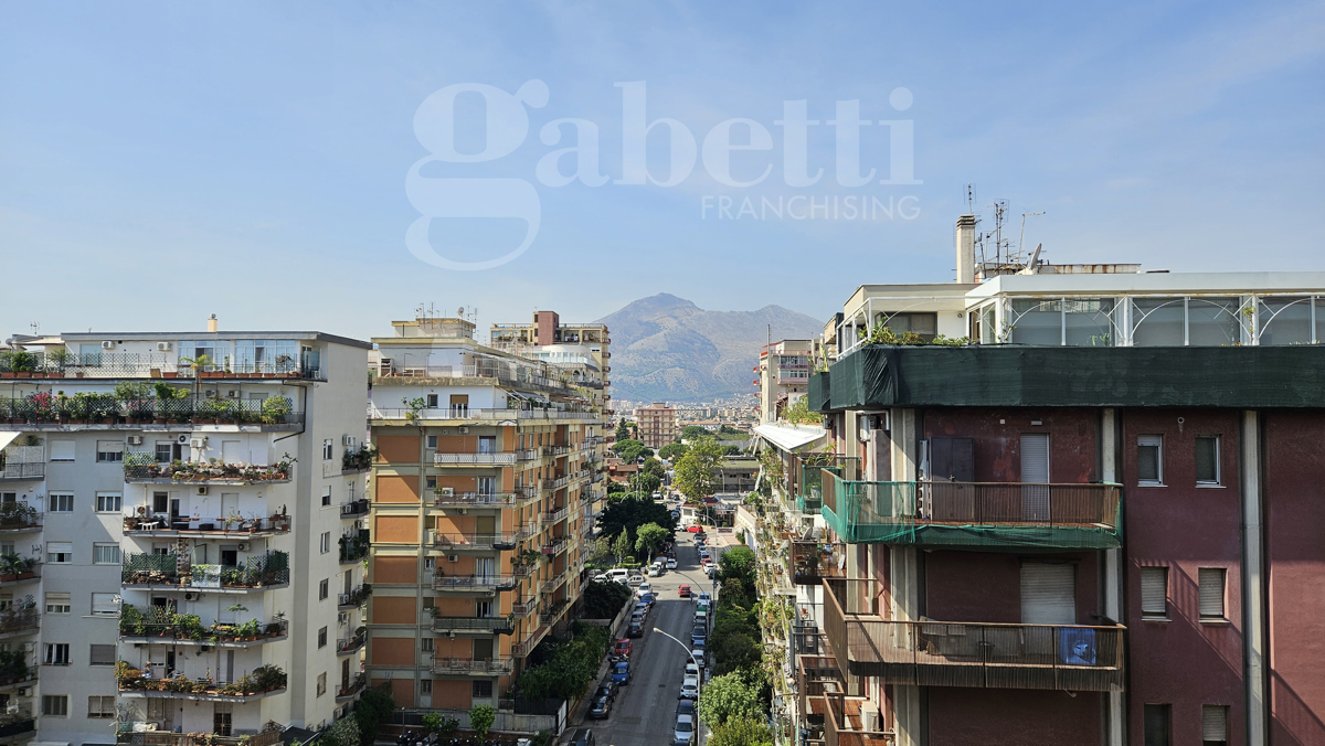 Foto 13 di 29 - Appartamento in vendita a Palermo
