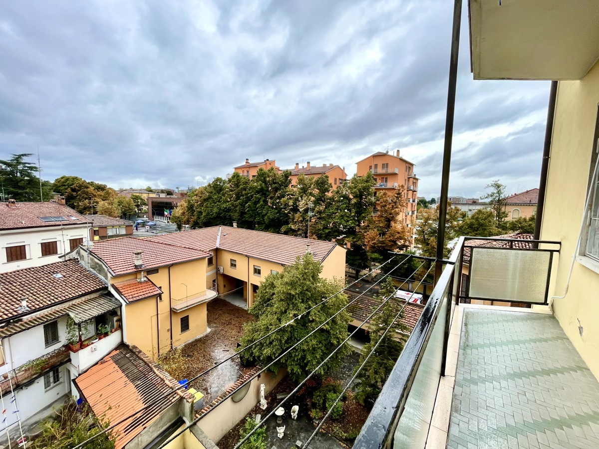 Foto 15 di 25 - Appartamento in vendita a Piacenza