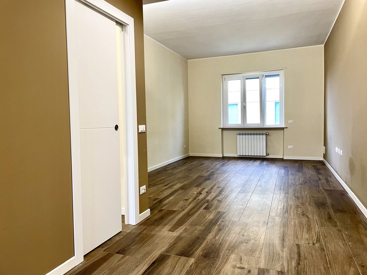 Foto 2 di 25 - Appartamento in vendita a Piacenza