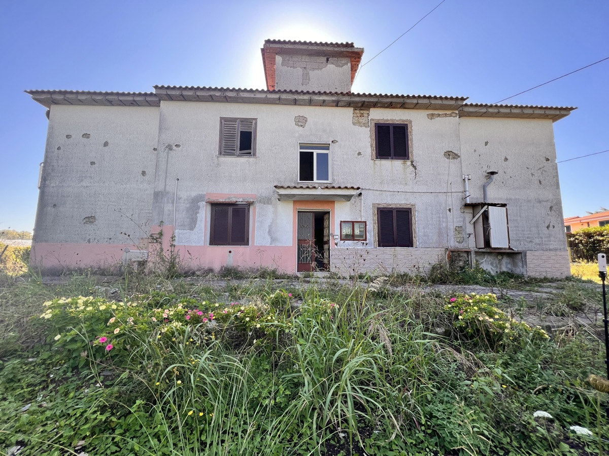 Foto 36 di 52 - Casa indipendente in vendita a Pontecagnano Faiano