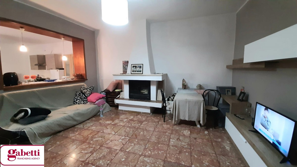 Foto 8 di 12 - Appartamento in vendita a Vairano Patenora