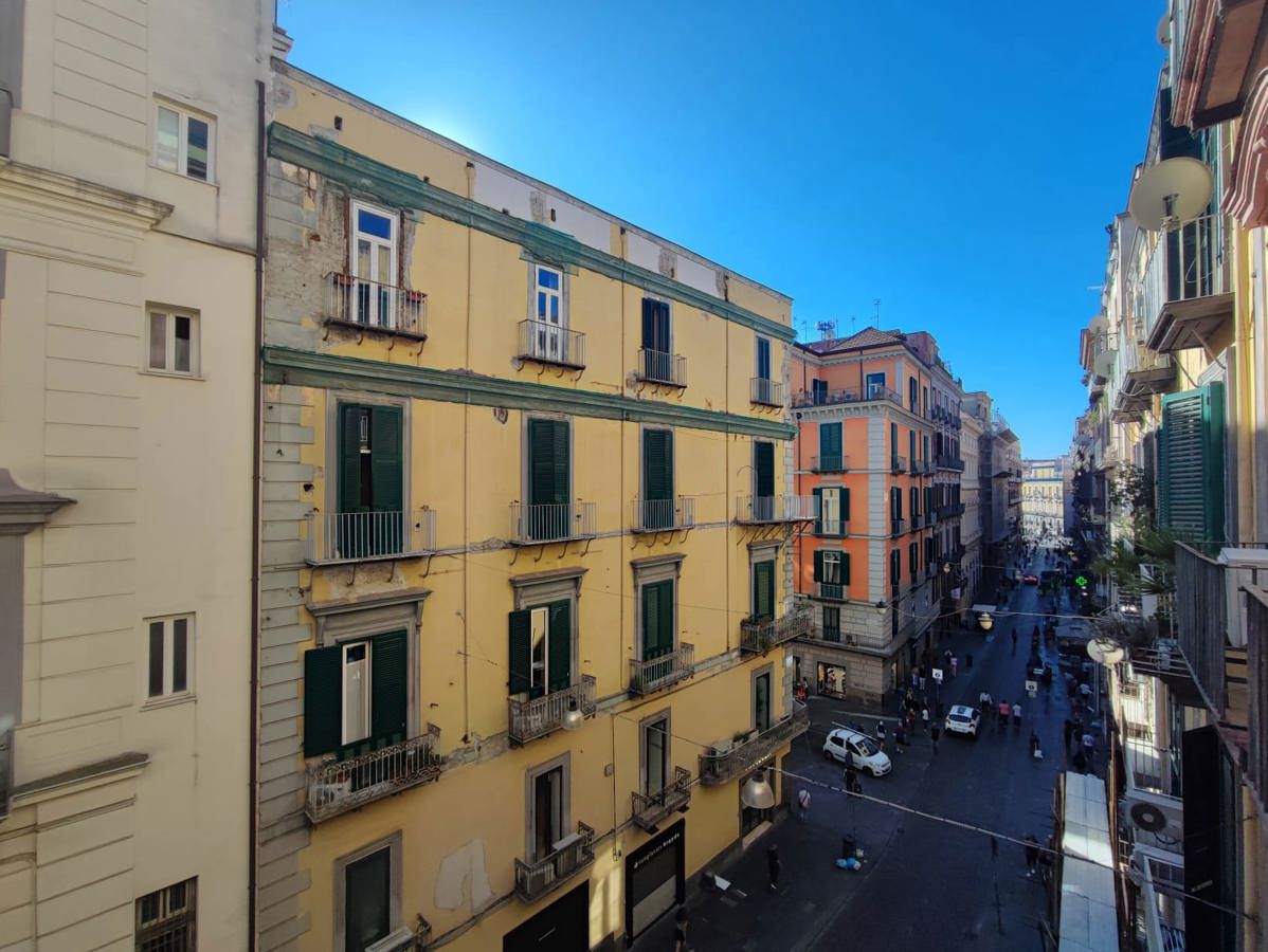 Foto 2 di 15 - Appartamento in vendita a Napoli