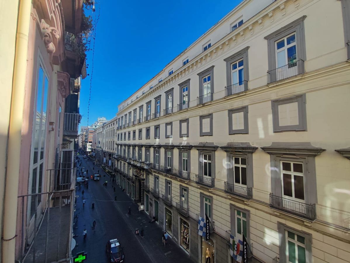 Foto 3 di 15 - Appartamento in vendita a Napoli