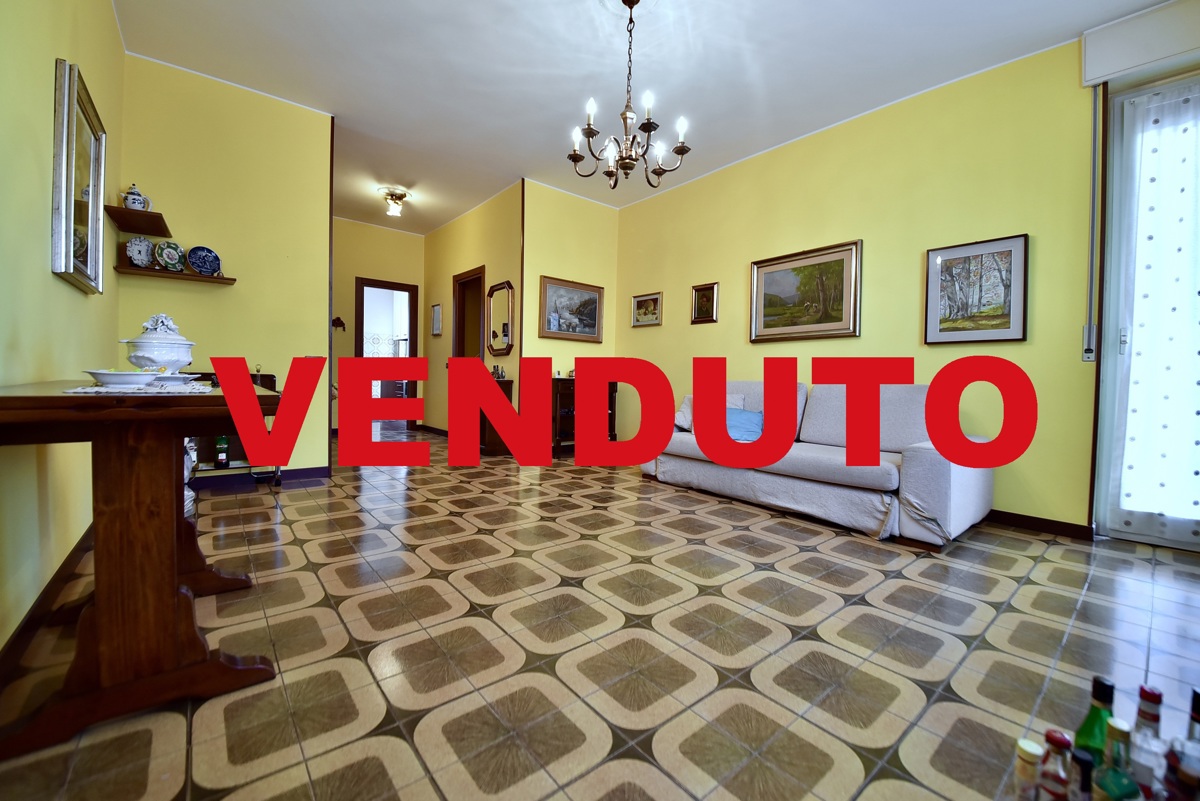 Vendita Quadrilocale Appartamento Paderno Dugnano Via Battisti, 77 452075