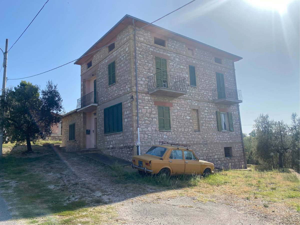 Foto 31 di 31 - Villa a schiera in vendita a Assisi