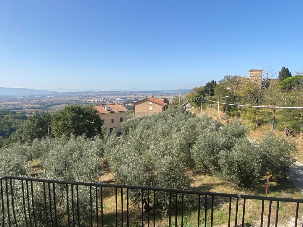 Foto 11 di 31 - Villa a schiera in vendita a Assisi