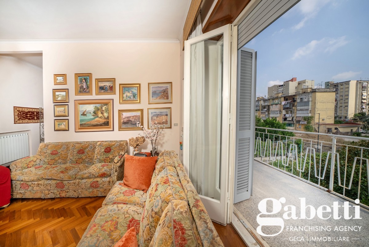 Foto 6 di 33 - Appartamento in vendita a Napoli