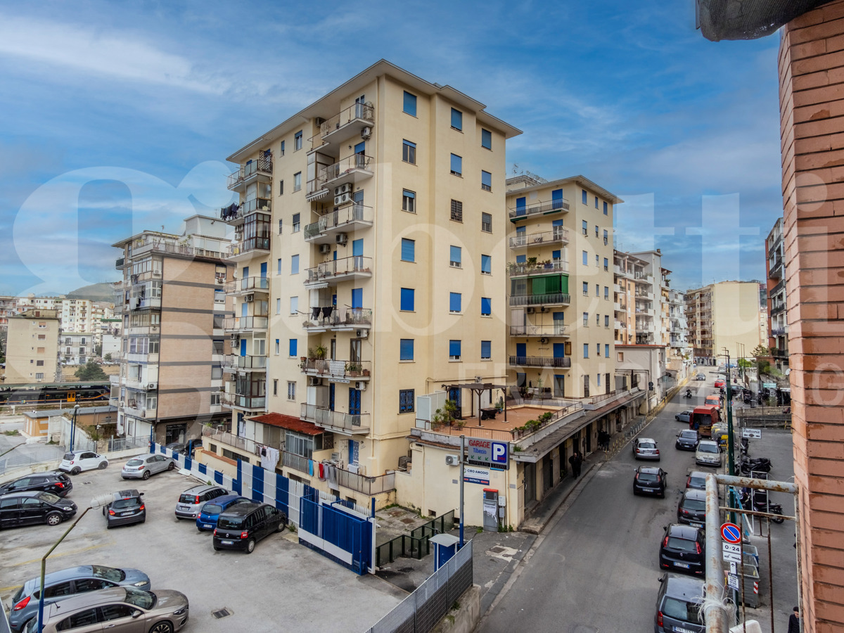 Foto 30 di 30 - Appartamento in vendita a Napoli