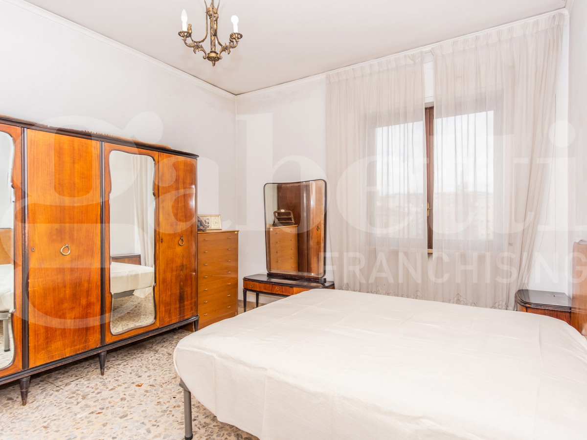 Foto 19 di 30 - Appartamento in vendita a Napoli