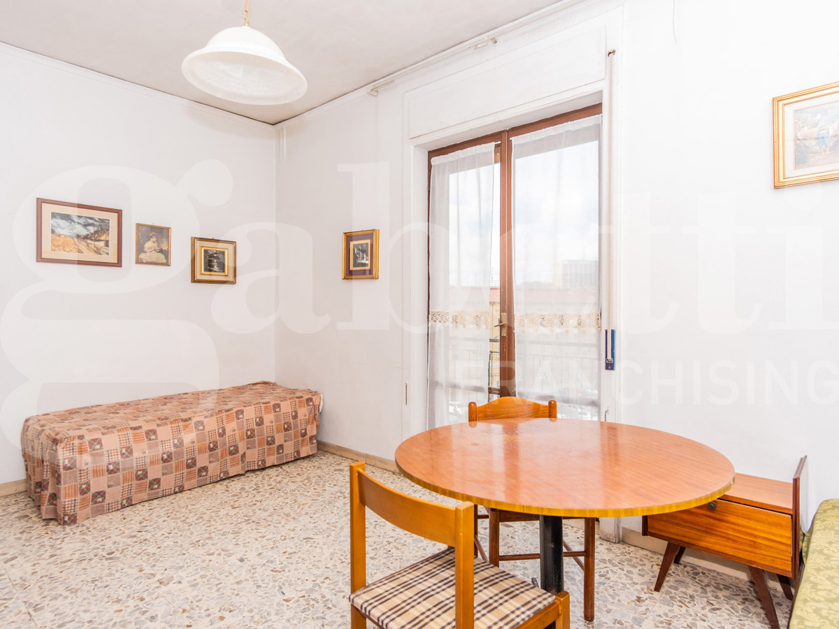 Foto 25 di 30 - Appartamento in vendita a Napoli