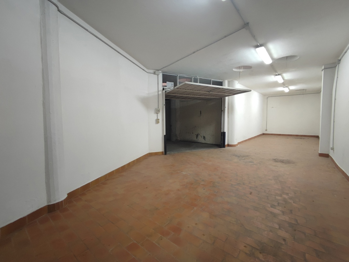Foto 11 di 15 - Garage in vendita a Rovigo