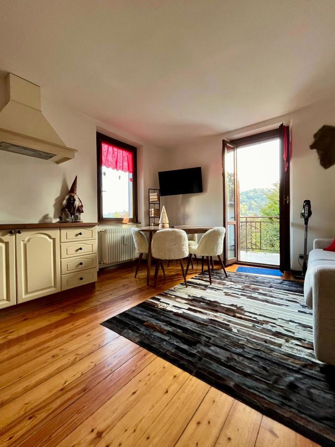 Foto 1 di 30 - Appartamento in vendita a Alta Valle Intelvi