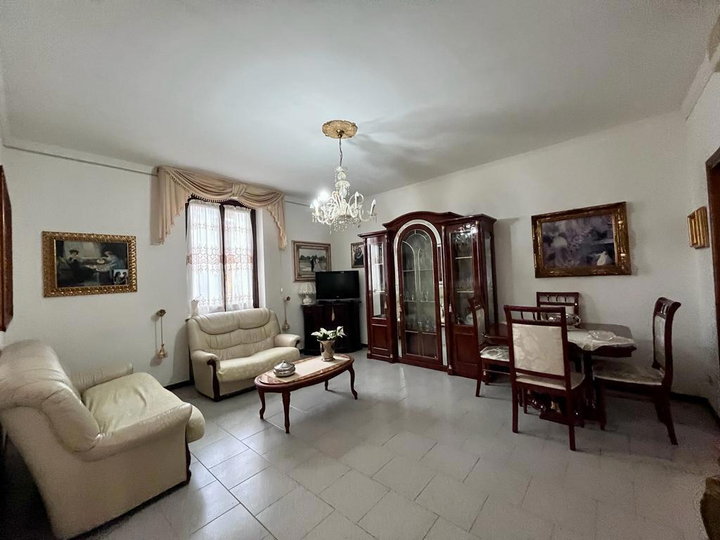 Foto 8 di 36 - Appartamento in vendita a Cremona