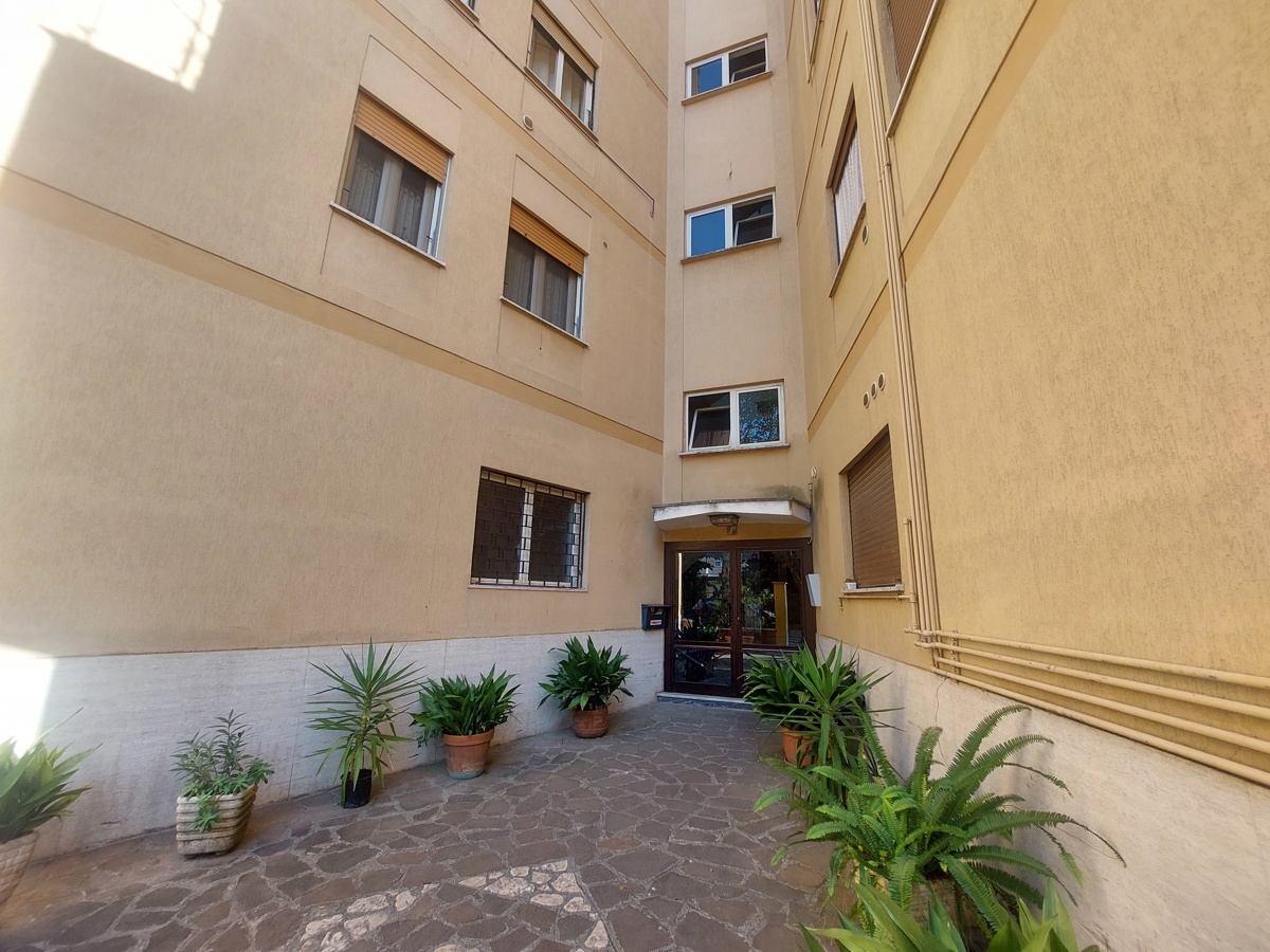 Foto 13 di 14 - Appartamento in vendita a Albano Laziale