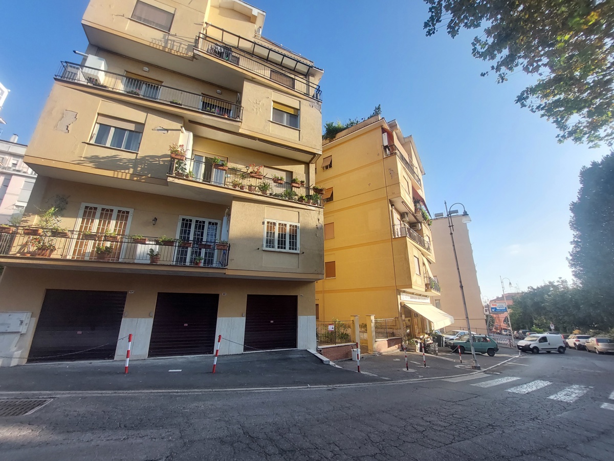 Foto 2 di 14 - Appartamento in vendita a Albano Laziale