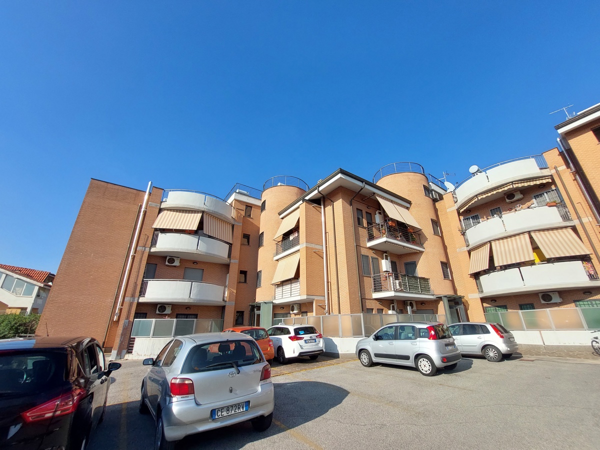 Foto 1 di 15 - Appartamento in vendita a Marino